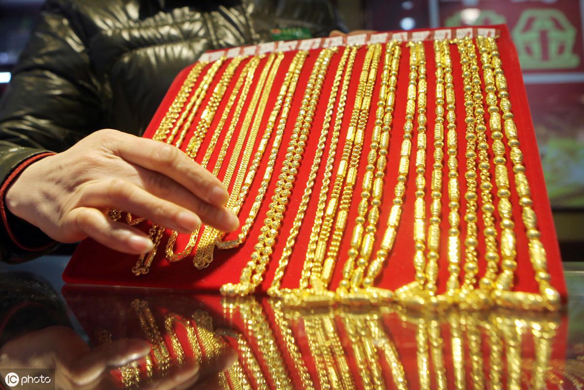 黄金，避风港还是泡沫前兆？——金价还会继续上涨吗？