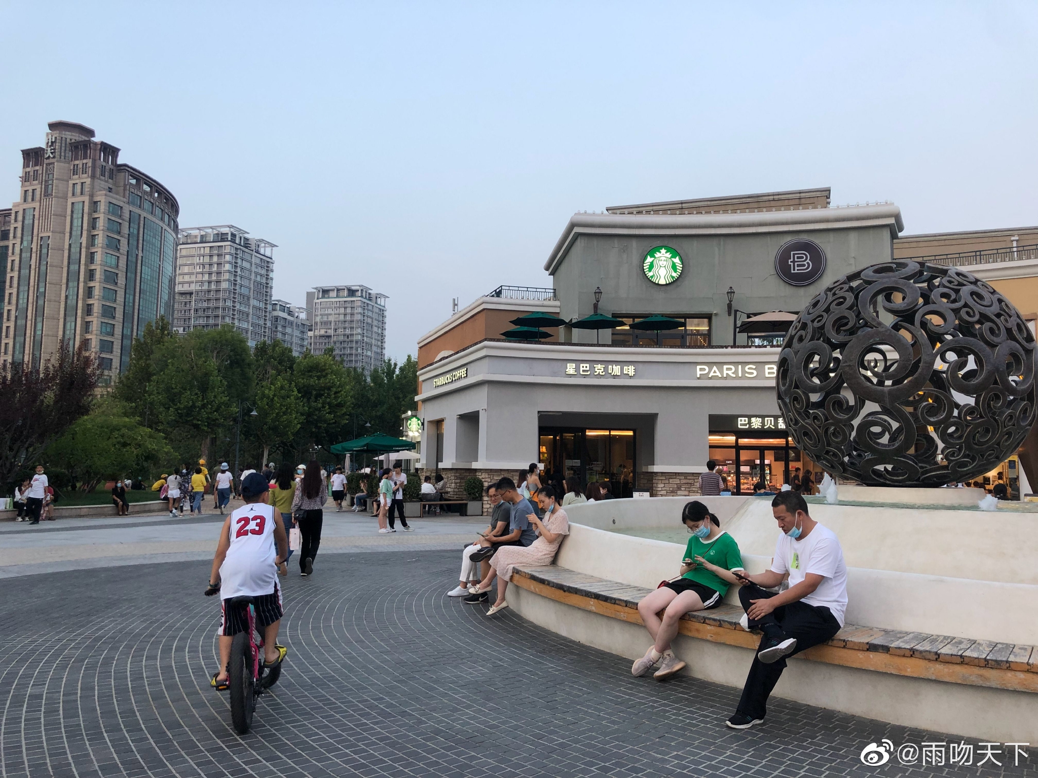 探秘华彩网大红门，传统与现代的完美融合彩票软件华彩大红门真品牌