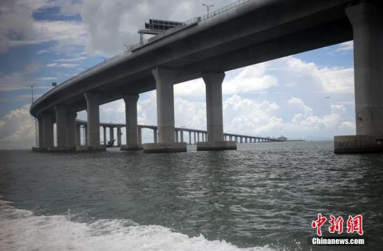 2046年澳门精准正版资料，揭秘未来博彩业的科技与趋势2024澳门精准正版资料大全最新