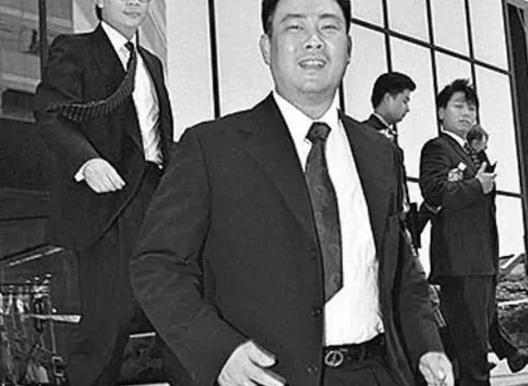 澳门六和合开彩结果公布，2015年及未来预测的查询表格解析澳门六和合开彩结果公布2025年开奖结果查询表格下载