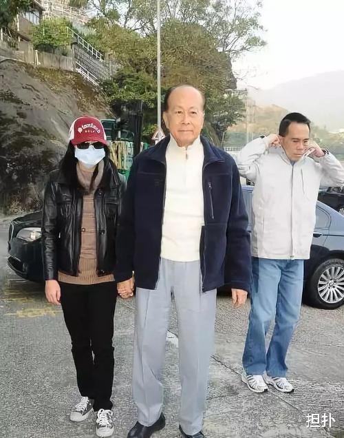 澳门六下彩，在钱看哪里？澳门六下彩真的吗